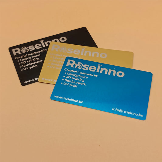 Gepersonaliseerde aluminium visitekaartjes – met lasergravure (50 stuks)
