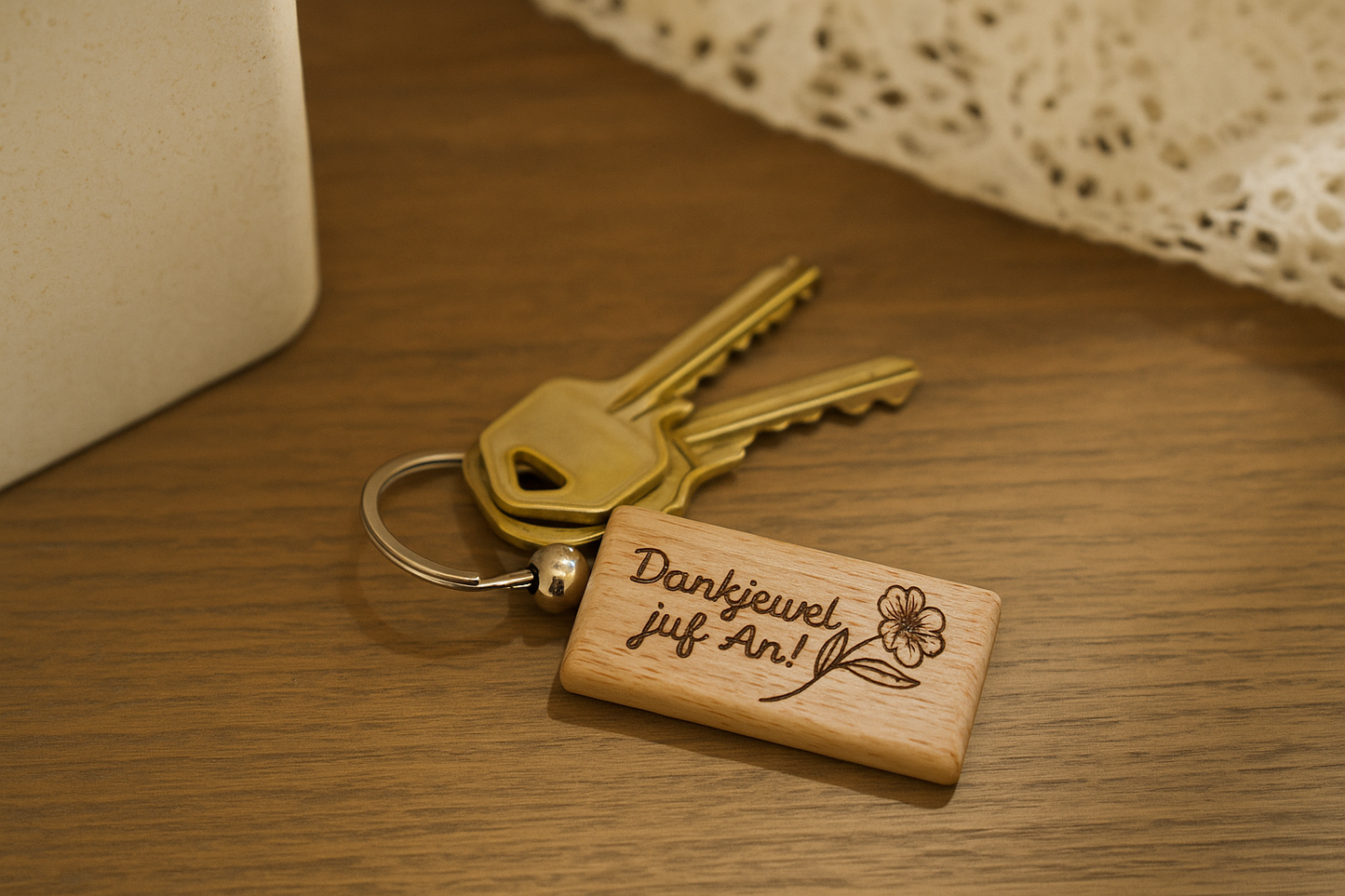 Gepersonaliseerde houten sleutelhanger – compact en uniek