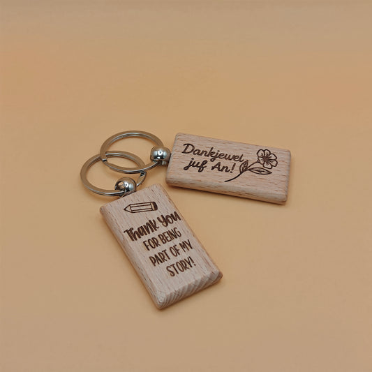 Gepersonaliseerde houten sleutelhanger – compact en uniek